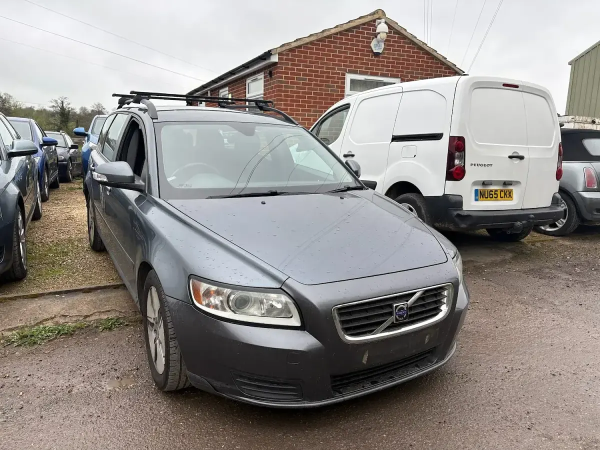 Used Volvo V50 109 HP (80 kW) 2010 Grey Estate