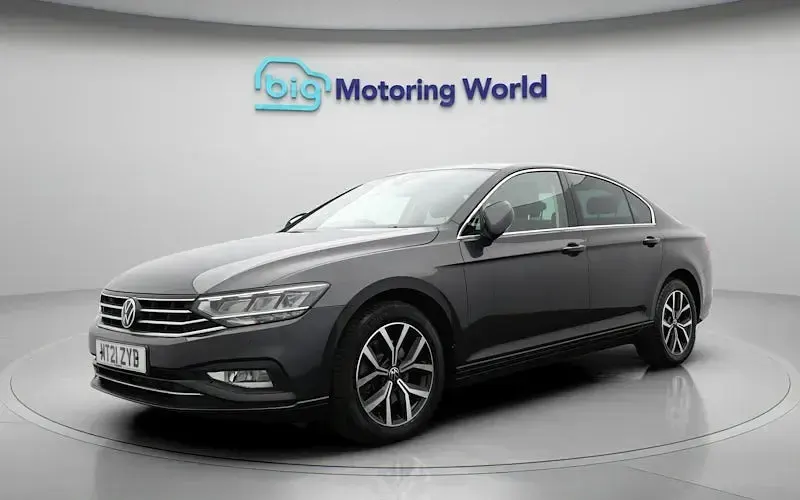 Used VW Passat SEL 150 HP (110 kW) 2021 Grey Sedan