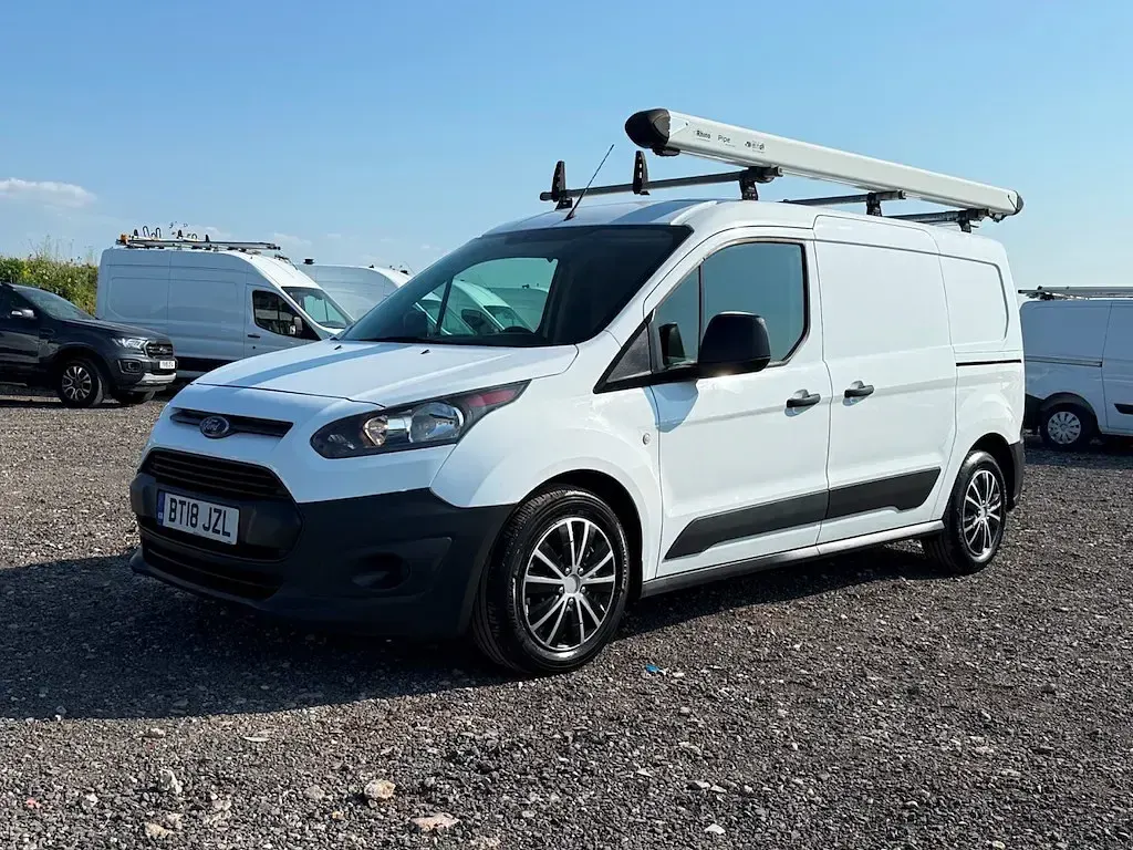 Usado Ford Transit Connect S 100 HP (73 kW) 2018 Branco Monovolume
