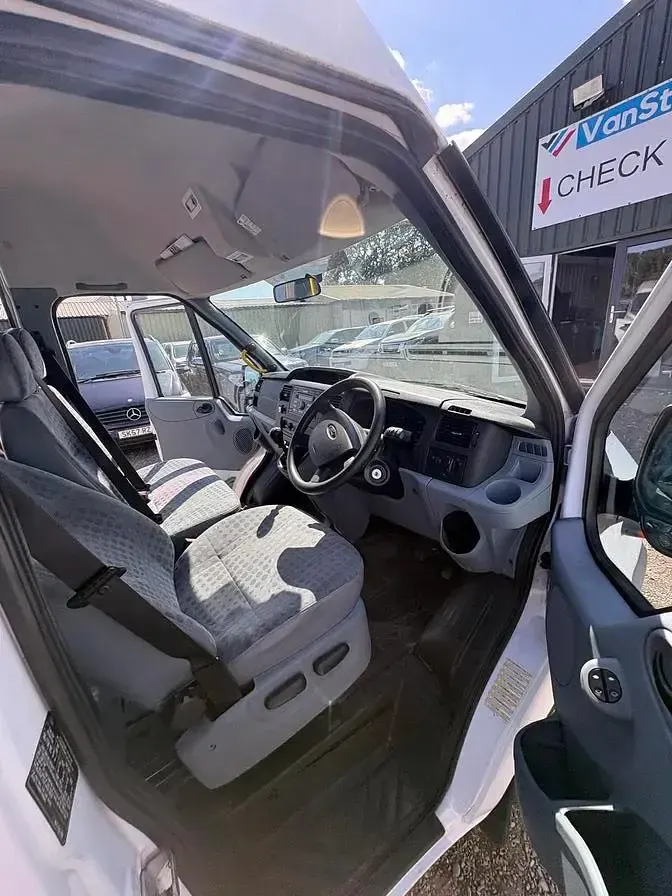 Used Ford Transit 135 HP (99 kW) 2012 White Van