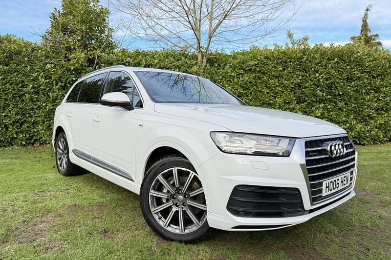 White Used 2015 Audi Q7 S-Line SUV | £17,850 (Fair price) - Image 1/1