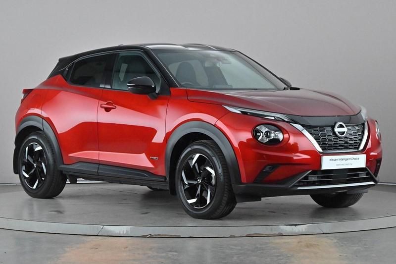 Used Nissan Juke N-Connecta 143 HP (105 kW) 2023 Red SUV