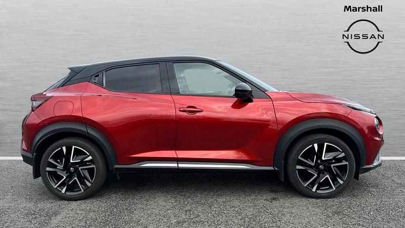 Used Nissan Juke Tekna+ 114 HP (83 kW) 2025 Fuji sunset red SUV