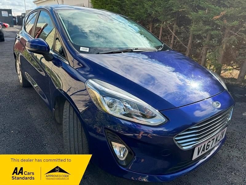 Used Ford Fiesta Titanium 100 HP (73 kW) 2018 Blue Hatchback