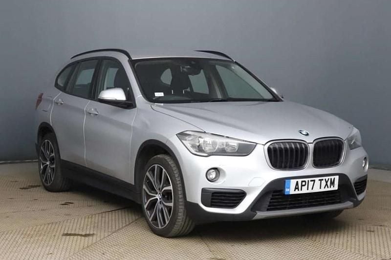 Used BMW X1 Luxury Line 150 HP (110 kW) 2017 Silver SUV