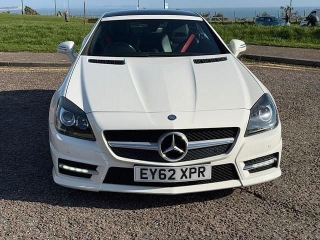 Used Mercedes SLK250 AMG 204 HP (150 kW) 2012 White Cabriolet