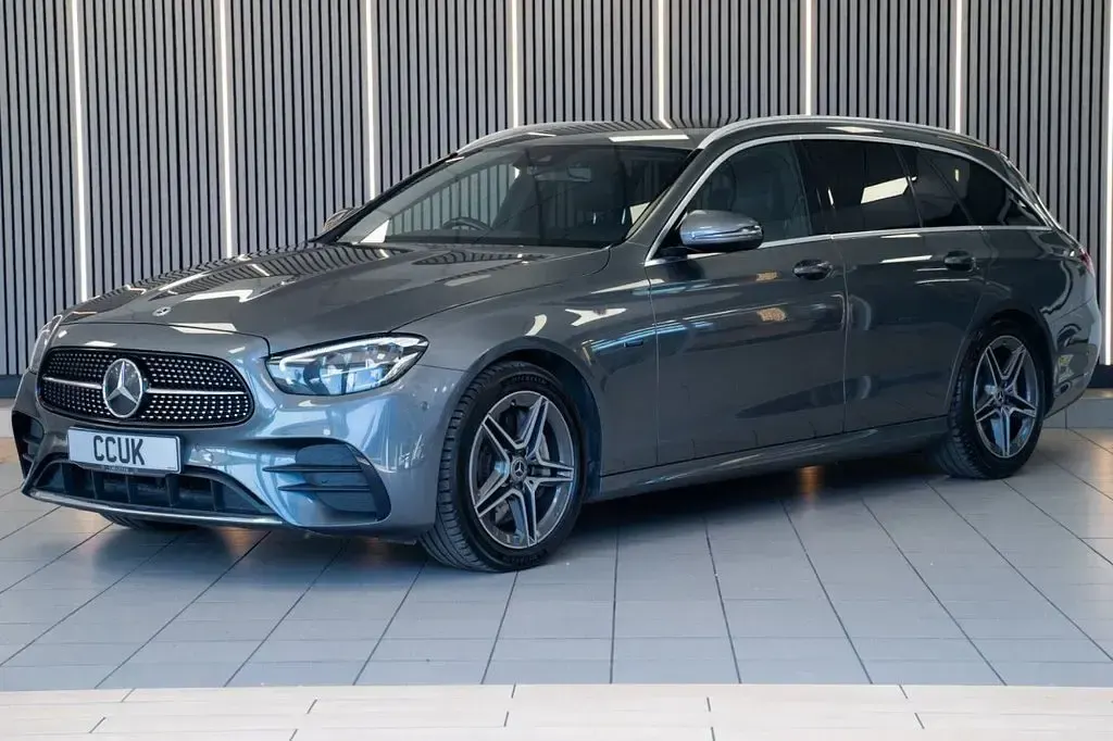 Used Mercedes E300 AMG line 306 HP (225 kW) 2021 Grey Estate