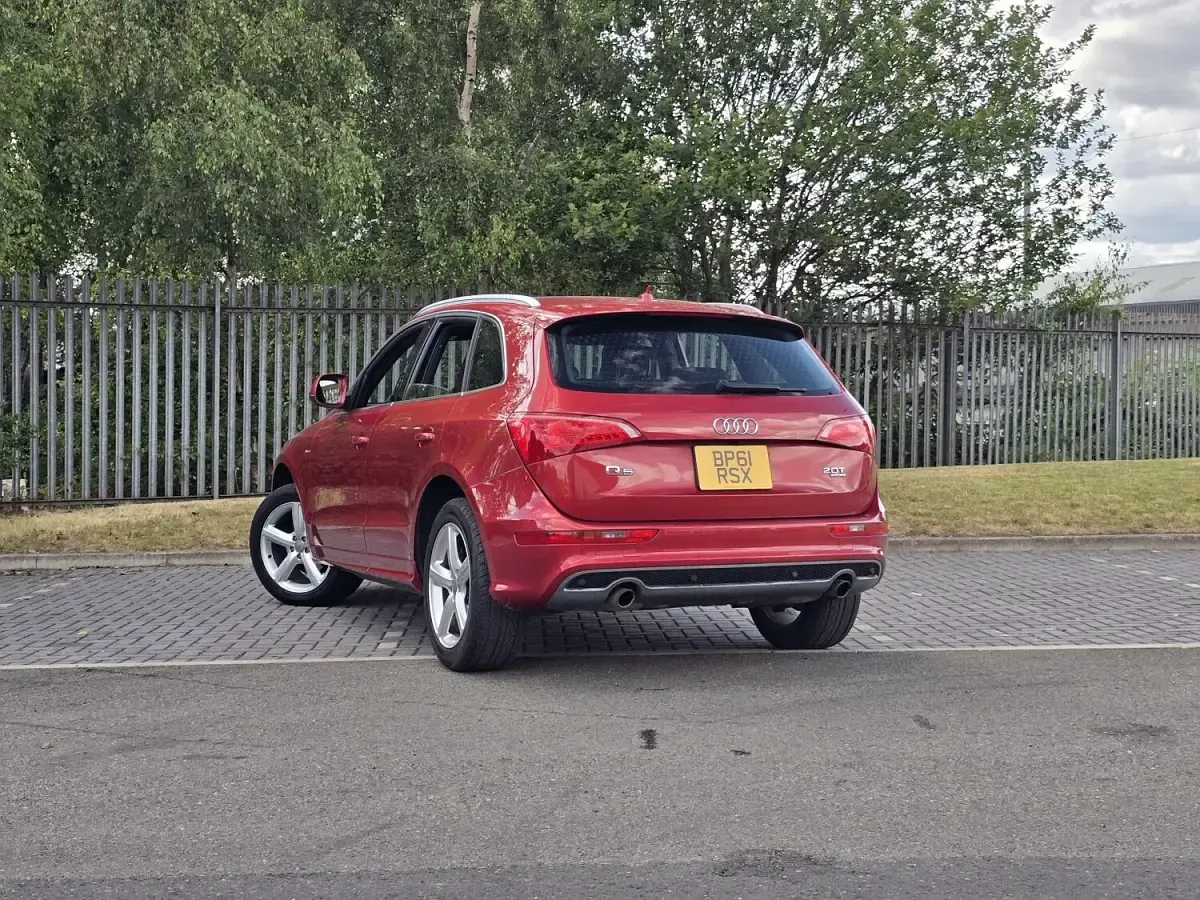 Used Audi Q5 Comfort 2024 Red SUV