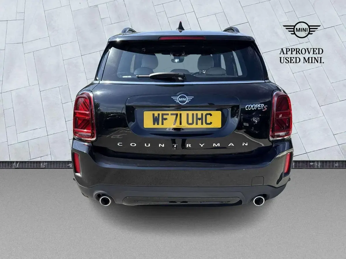 Used Mini Cooper S Countryman Exclusive 176 HP (129 kW) 2021 Black SUV