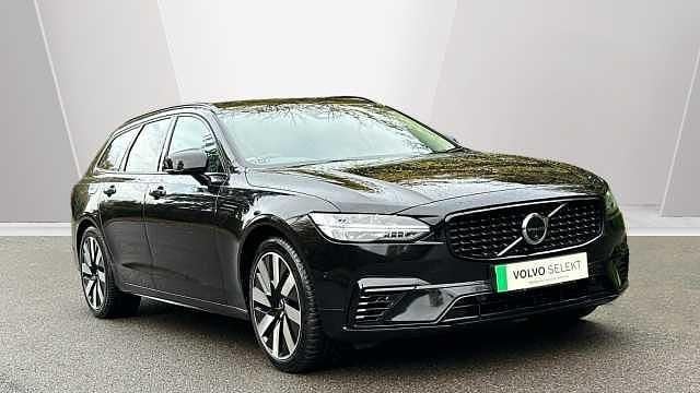 Used 2025 Volvo V90 Plus Estate | £37,888 (Fair price) - Image 1/3