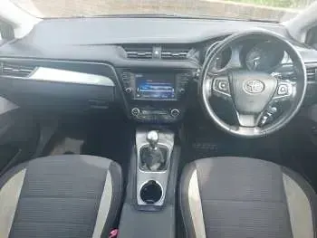 Used Toyota Avensis Business Edition 143 HP (105 kW) 2016 Grey Sedan