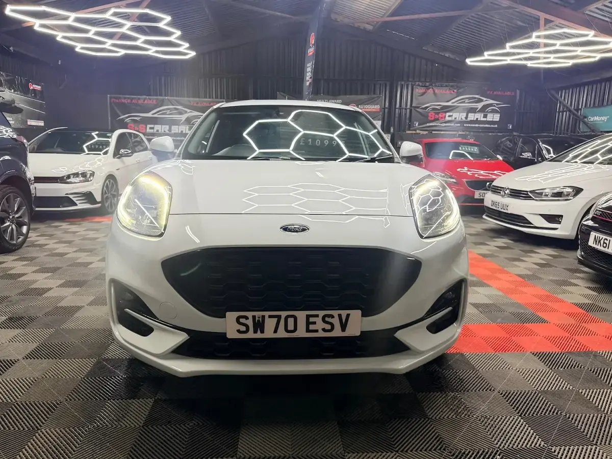 Used Ford Puma ST-Line 125 HP (91 kW) 2020 White SUV