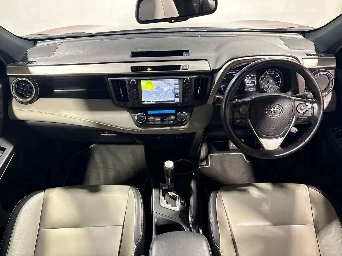 Used Toyota RAV4 2018 Red SUV