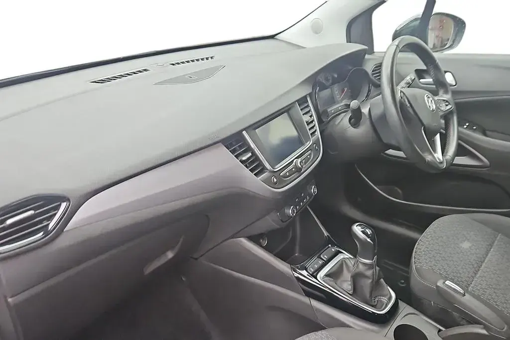 Begagnad Vauxhall Crossland Edition 83 HK (61 kW) 2022 Grå SUV