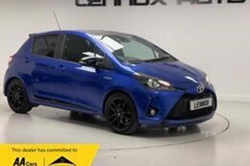 Used 2020 Toyota Yaris Hybrid | £11,990 (Fair price) - Image 1/1