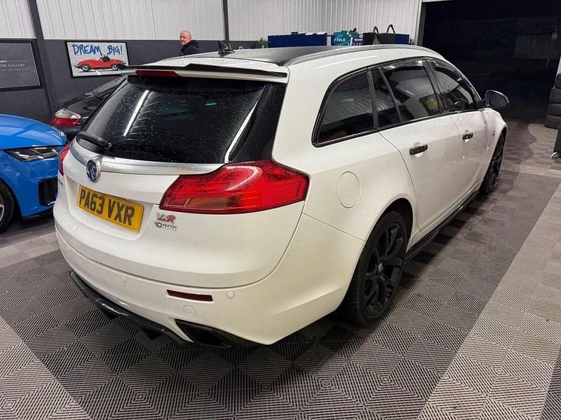 Second-hand Vauxhall Insignia 2013 Alb Break