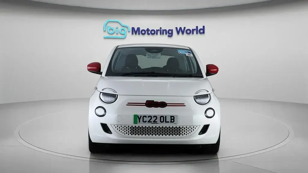 Used Fiat 500e Red 69 kW (95 HP) 2022 Hatchback