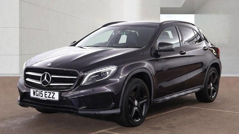 Used Mercedes GLA220 AMG line 2015 Purple SUV