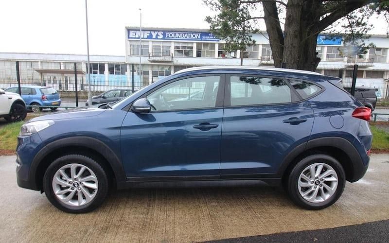 Used Hyundai Tucson SE 132 HP (97 kW) 2017 Blue SUV