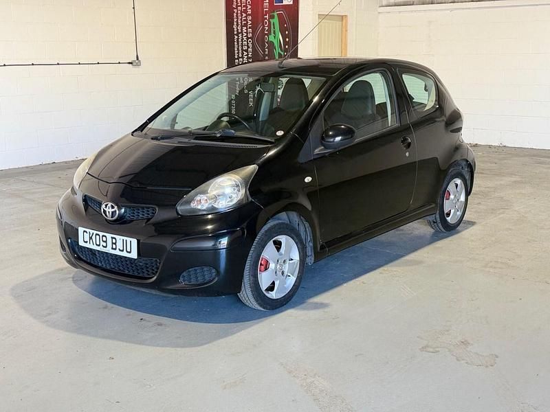 Black Used 2009 Toyota Aygo Hatchback | £1,395 (Super price) - Image 1/4