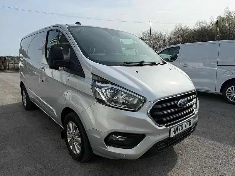 Begagnad Ford Transit Custom Limited 130 HK (95 kW) 2020 Silver Van