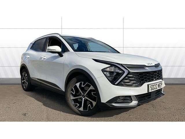 White Used 2022 Kia Sportage 3 SUV | £20,494 (Fair price) - Image 1/4