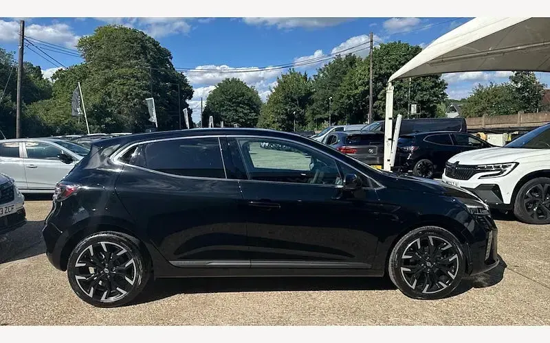 New Renault Clio Techno 90 HP (66 kW) 2026 Metallic  diamond black  Hatchback