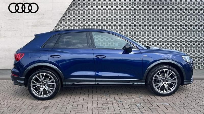 Nowe Audi Q3 Black Edition 150 KM (110 kW) 2025 Niebieski SUV
