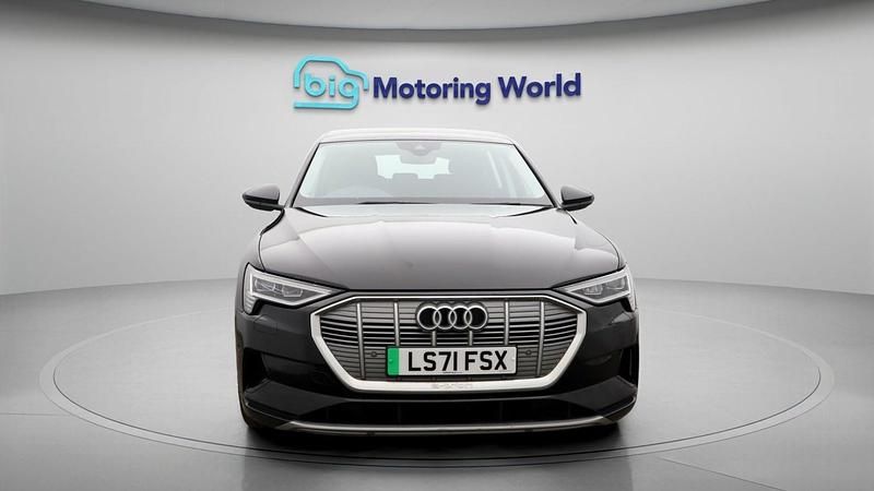 Used Audi e-tron 230 kW (313 HP) 2021 Black SUV