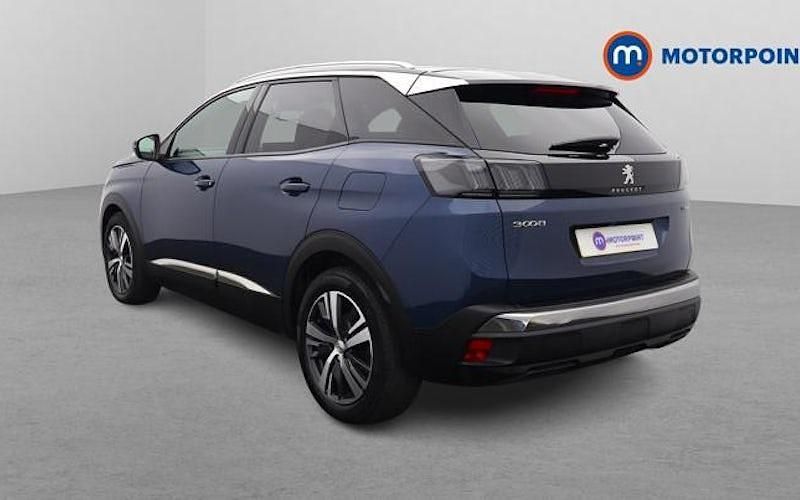Used Peugeot 3008 Allure 179 HP (131 kW) 2024 Blue SUV