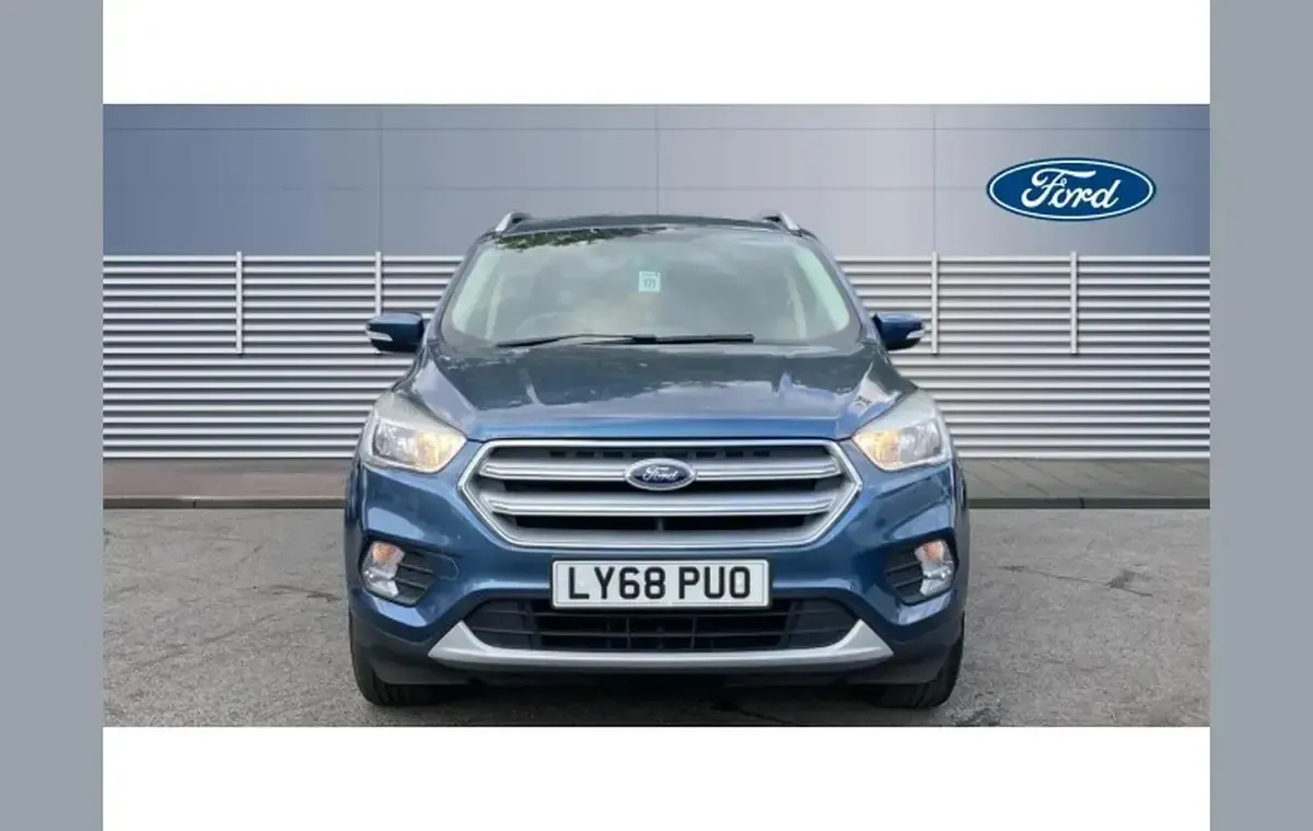 Used Ford Kuga Zetec 182 HP (133 kW) 2019 Blue SUV