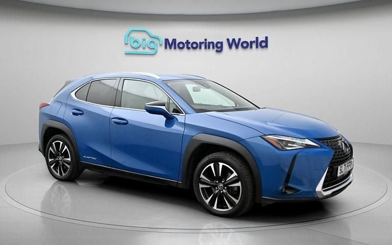 Used Lexus UX 150 kW (204 HP) 2022 SUV