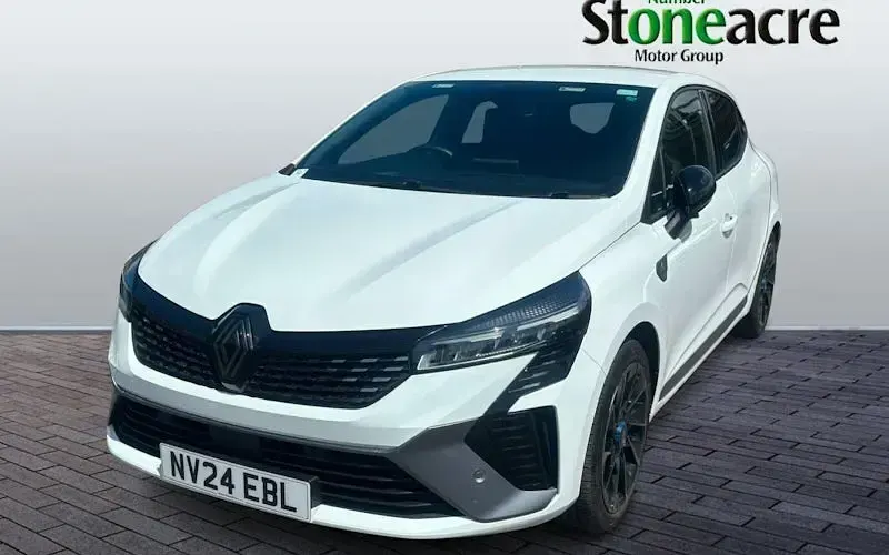 Used Renault Clio Esprit Alpine 143 HP (105 kW) 2025 White Hatchback