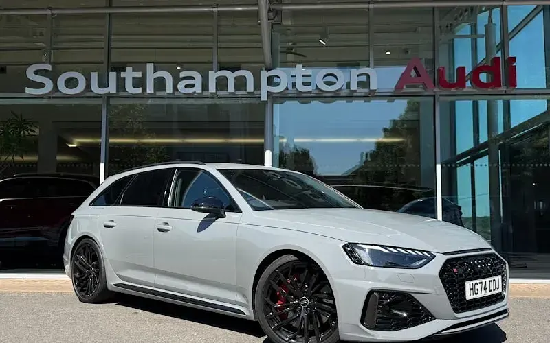 Begagnad Audi RS4 450 HK (330 kW) 2024 Kombi