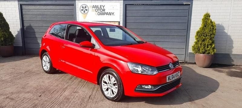 Used VW Polo SE 60 HP (44 kW) 2014 Red Hatchback