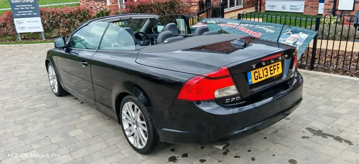 Used Volvo C70 SE Lux 150 HP (110 kW) 2013 Black Cabriolet