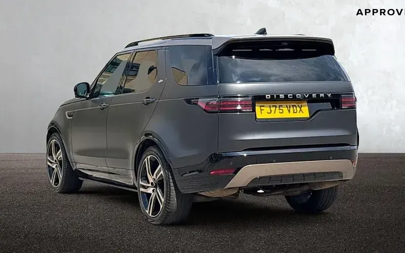 Used Land Rover Discovery 5 349 HP (256 kW) 2026 SUV