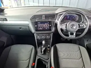 Begagnad VW Tiguan R-line 150 HK (110 kW) 2019 Silver SUV