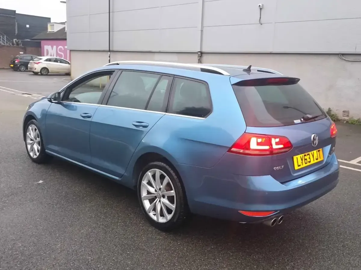 Used VW Golf VIII 2024 Blue Estate
