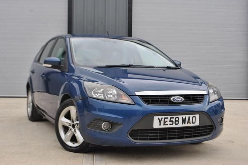 Blue Used 2008 Ford Focus Zetec Hatchback | £890 (Good price) - Image 1/1