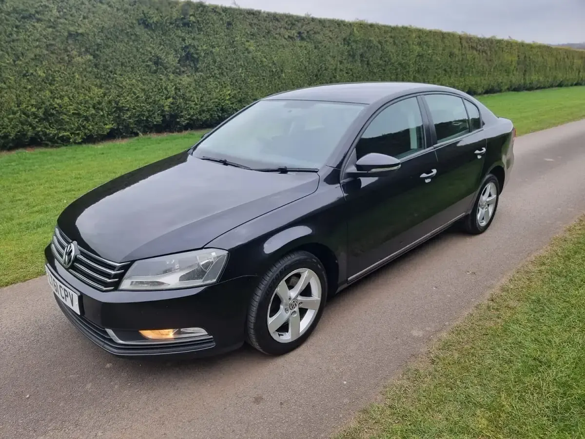 Used VW Passat S 140 HP (102 kW) 2011 Black Sedan