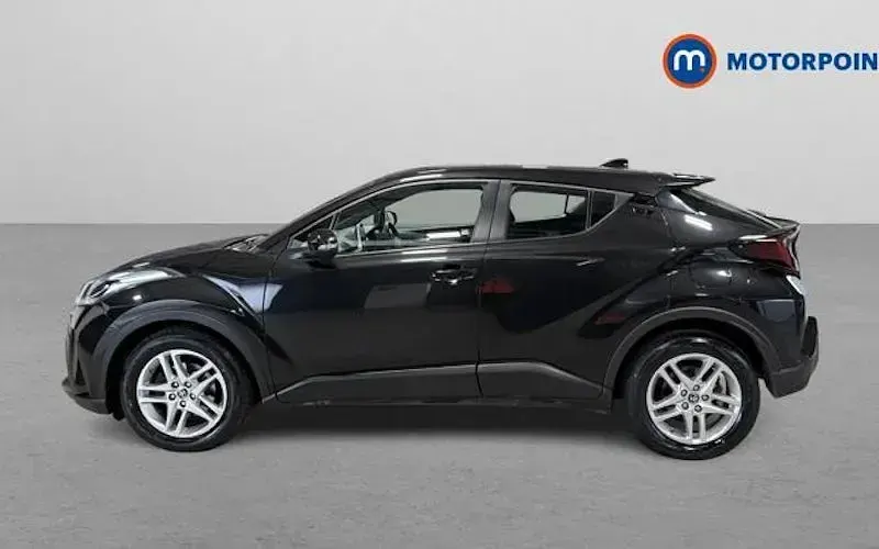 Used Toyota C-HR 122 HP (89 kW) 2023 Black SUV