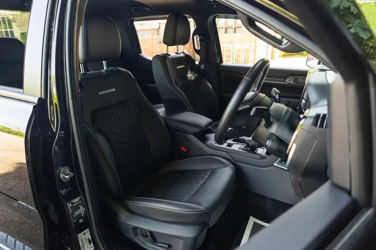Used Ford Ranger Platinum 237 HP (174 kW) 2024 Black Pickup