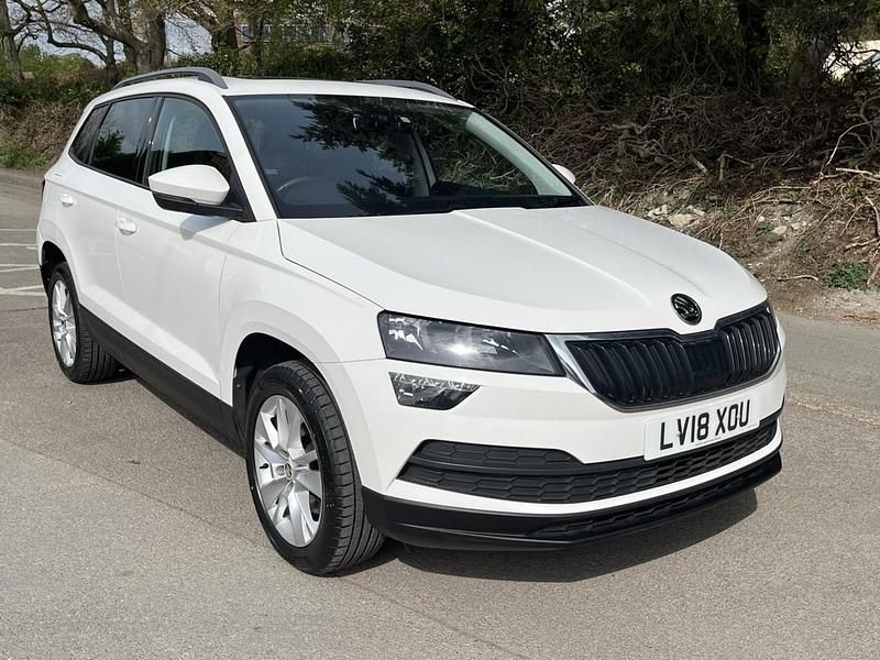 Used Skoda Karoq SE 116 HP (85 kW) 2018 White SUV