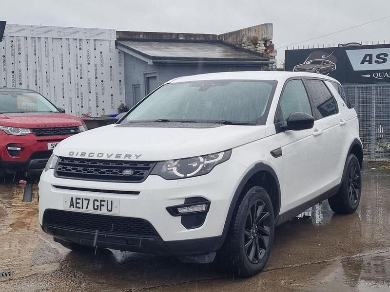 Used Land Rover Discovery Sport HSE 180 HP (132 kW) 2017 White SUV