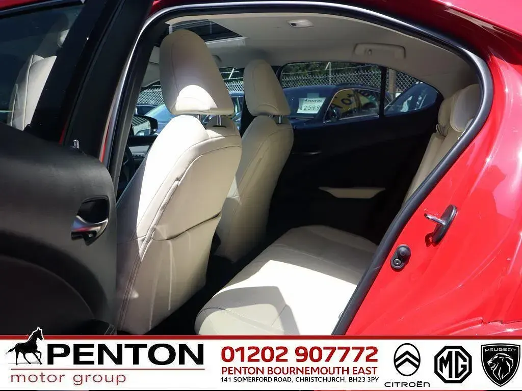 Used Lexus UX 250h 184 HP (135 kW) 2022 Red SUV