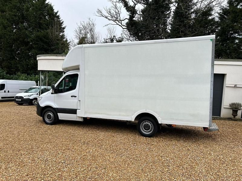 Used Mercedes Sprinter 143 HP (105 kW) 2021 White Van