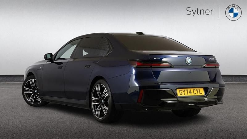 Used BMW 750e M Sport 482 HP (354 kW) 2024 Blue Sedan