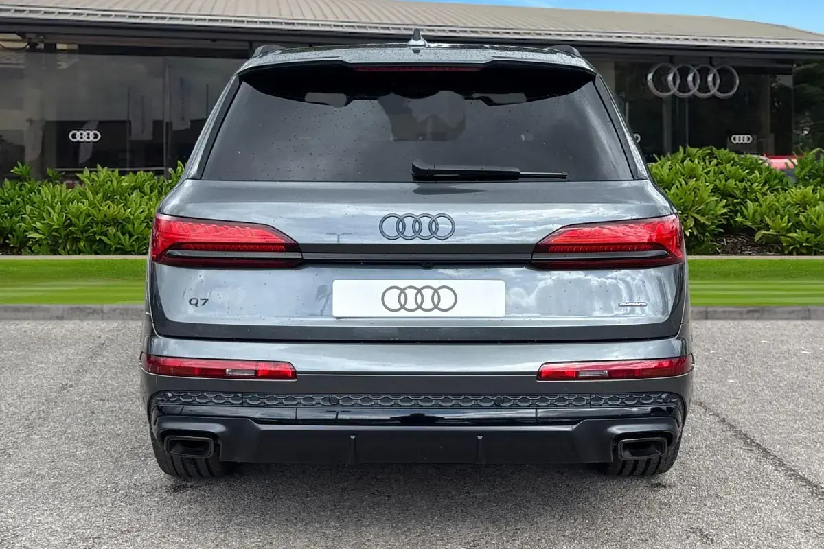 New Audi Q7 Black Edition 2026 Grey SUV