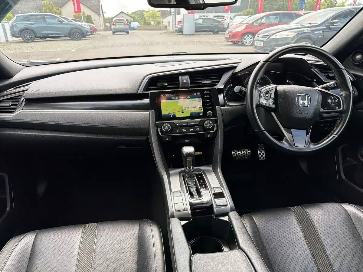 Used Honda Civic EX 126 HP (92 kW) 2020 Silver Hatchback